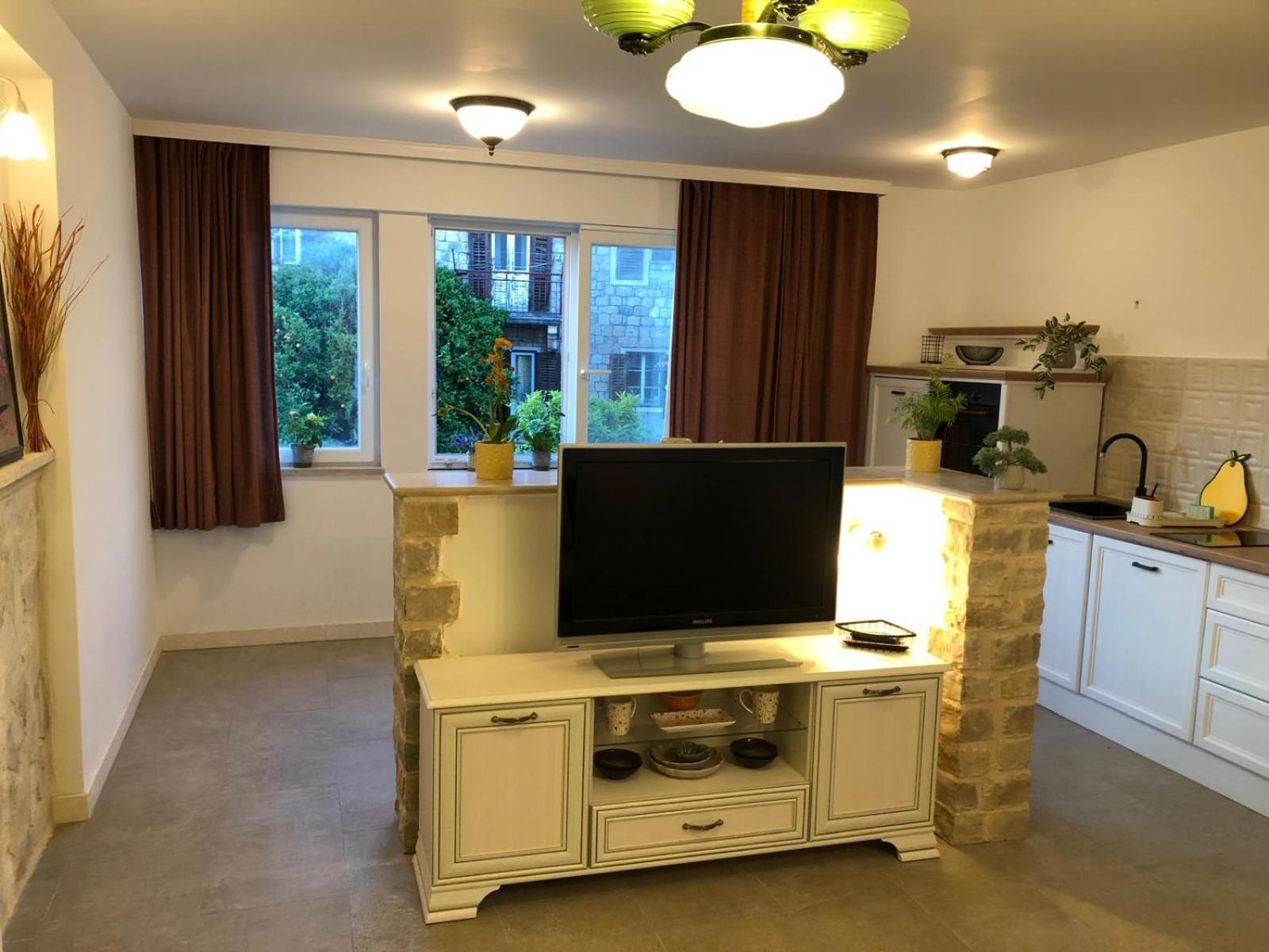 Sweet Dream Apartment Postira Luaran gambar